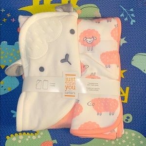 Carter’s bath towel set